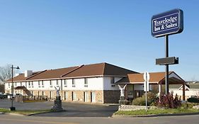 Travelodge Inn And Suites Muscatine